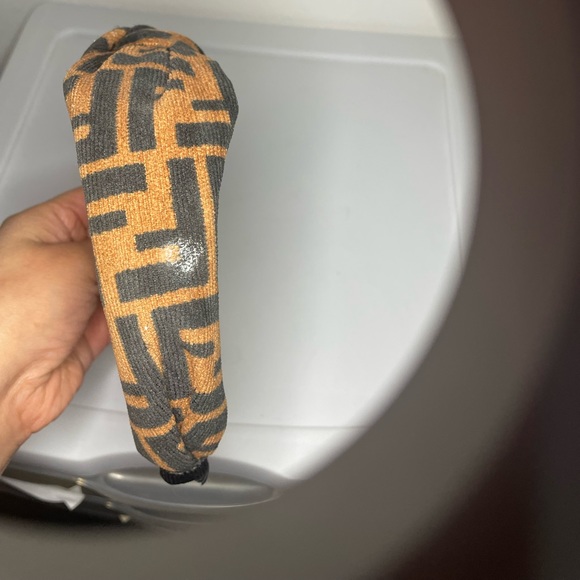 Headbands - Picture 2 of 6